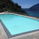 Poolside Cristina Apartment