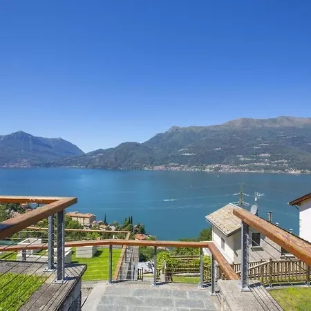 Apartman Poolside Cristina Bellano