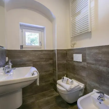 Appartamento Poolside Cristina *