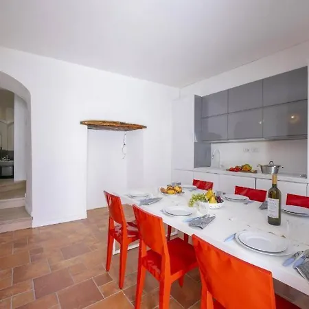 Poolside Cristina Appartamento *